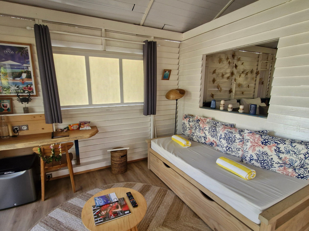 Opoa Beach Hotel主图