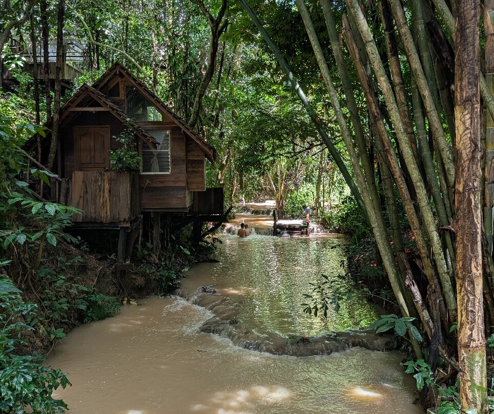 拉比昂帕萨克树屋度假村主图