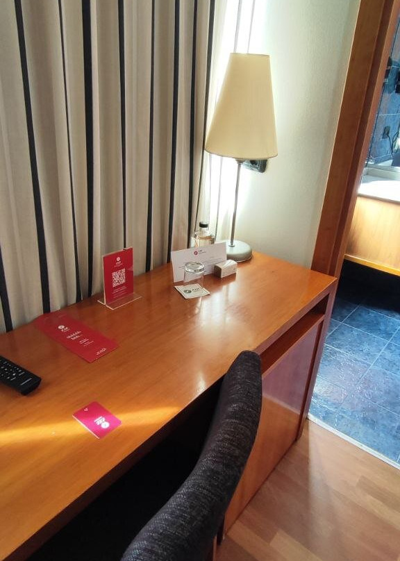 欧洲之星德利西亚斯广场酒店主图