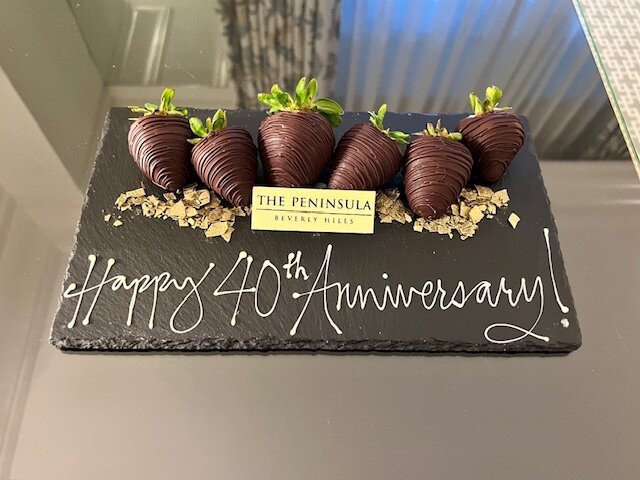 半岛比佛利山庄酒店主图