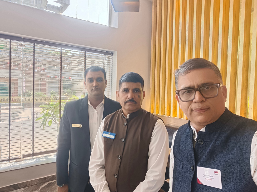 Golden Tulip Essential Jaipur主图