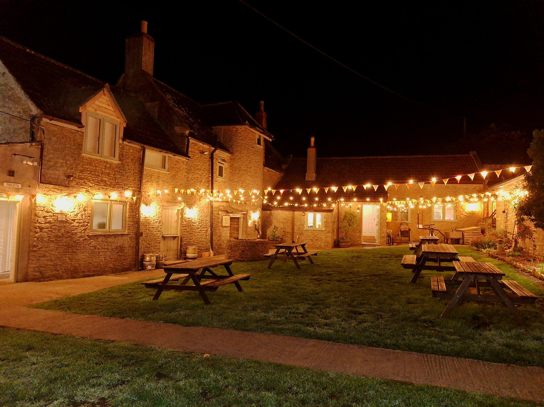 Tucker's Grave Inn & Campsite-Radstock必去景点