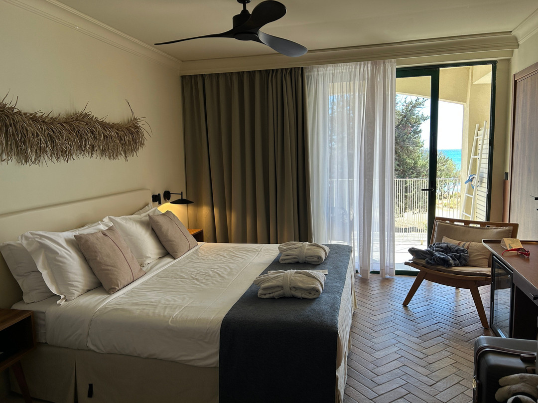 Domes Aulūs Zante, Autograph Collection主图