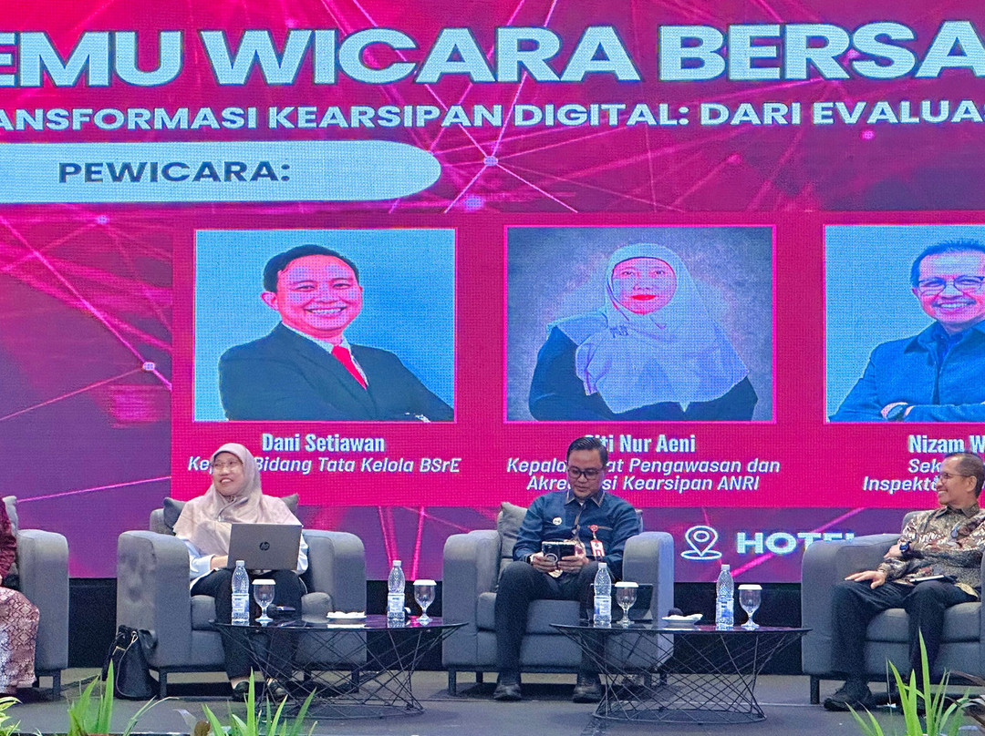 Avenzel Hotel and Convention Cibubur主图