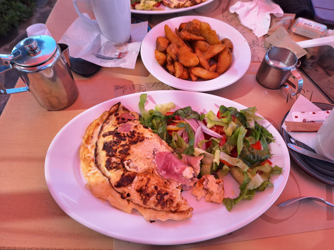 瓦莱州饭店主图