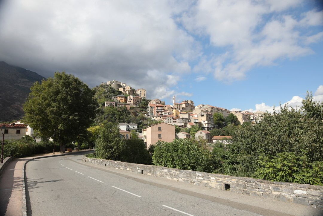 Fontaine (Rue pont vieux)-Corte必去景点