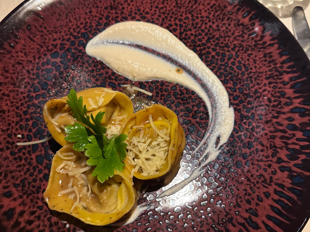 Taljörgele-Racines必去景点