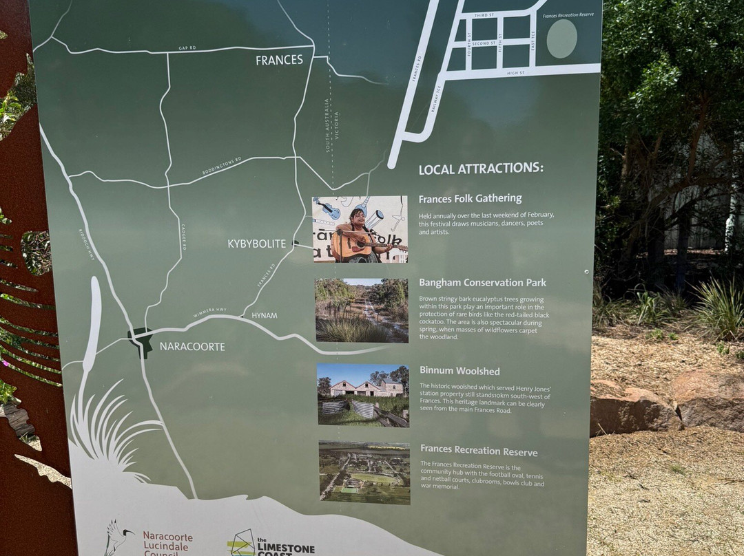 Frances War Memorial-Kybybolite必去景点