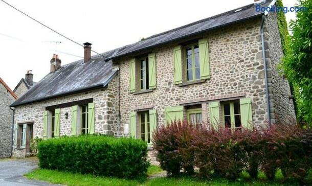 Benevent-l'Abbaye酒店住宿-Chez Claire