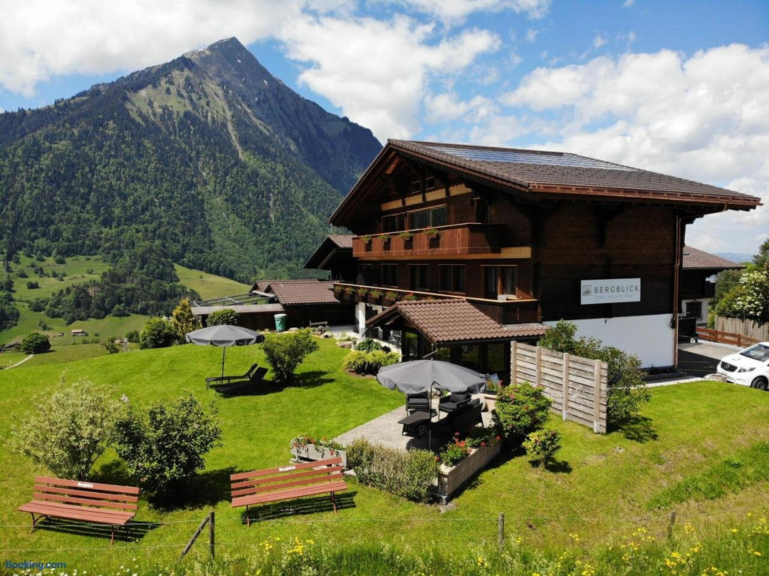 波哥布里克小屋酒店