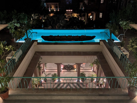 达斯潘之家-传统酒店主图