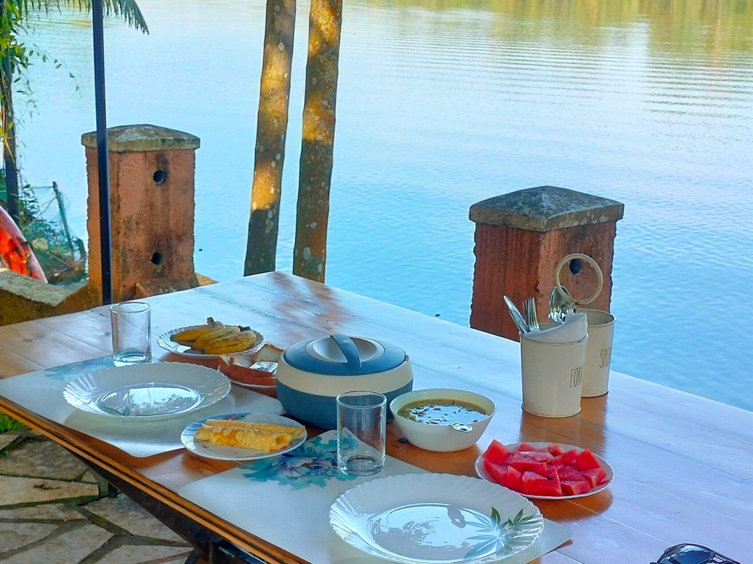 Green Chromide River View Wooden House主图