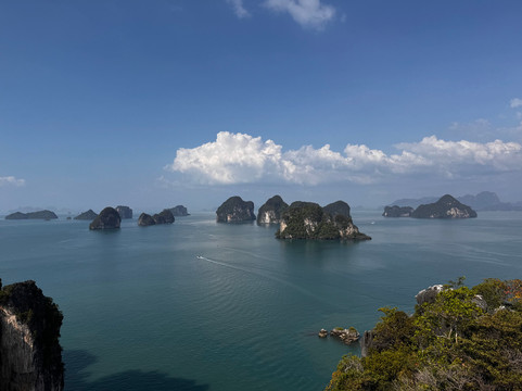 Meka Catamaran-甲米必去景点