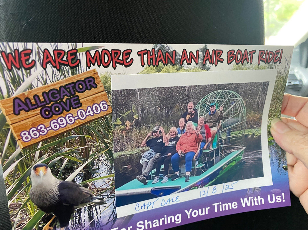 Alligator Cove Airboat Nature Tours-莱克威尔士必去景点