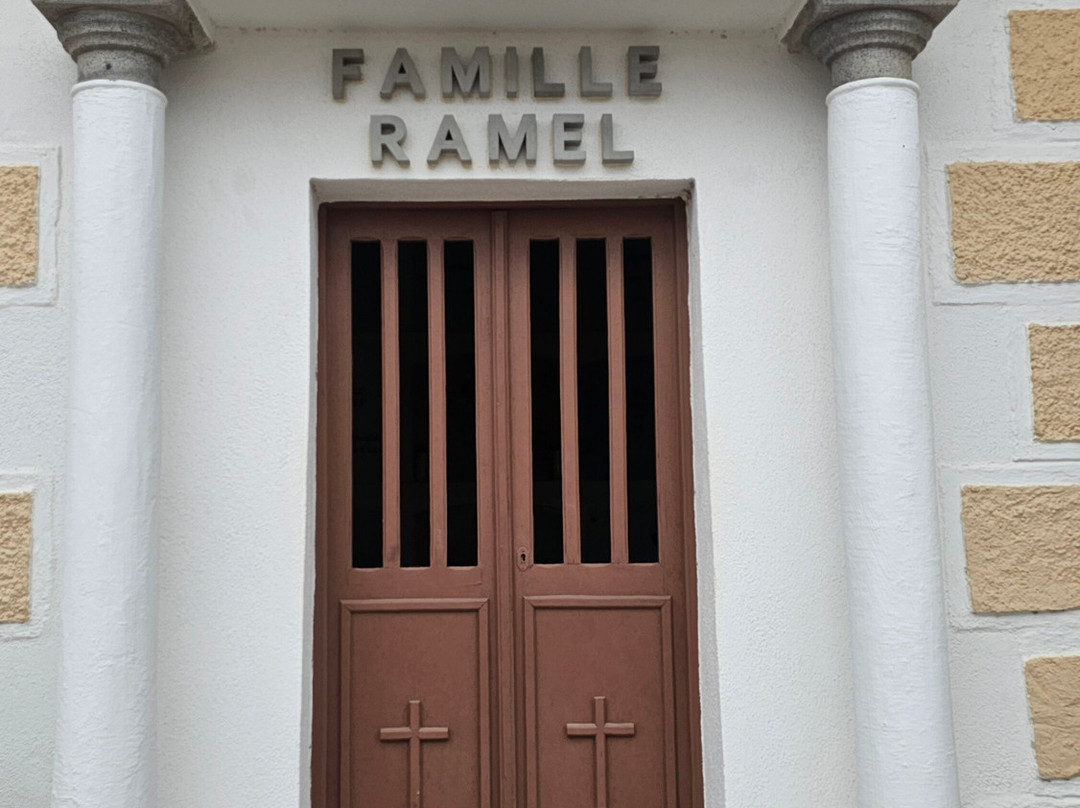 Cimetière Marin de Bonifacio-博尼法乔必去景点