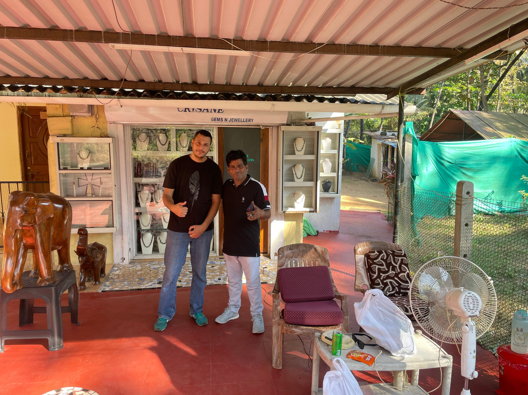 Crisane Gems & Jewellers-坎索里姆必去景点