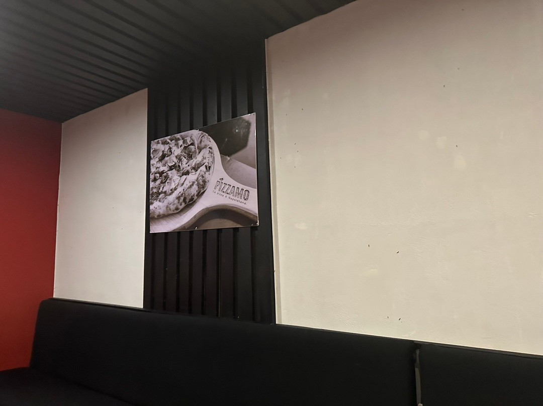 Pizzamo- Napoletana pizza