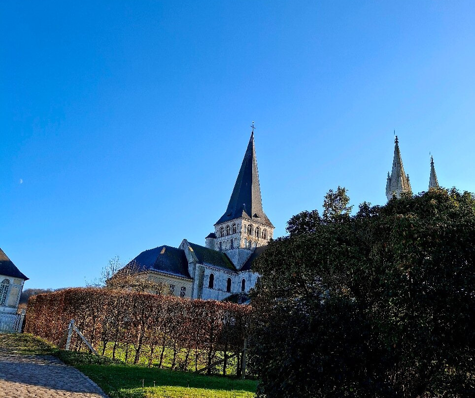 Abbaye Saint Georges de Boscherville-Saint-Martin-de-Boscherville必去景点