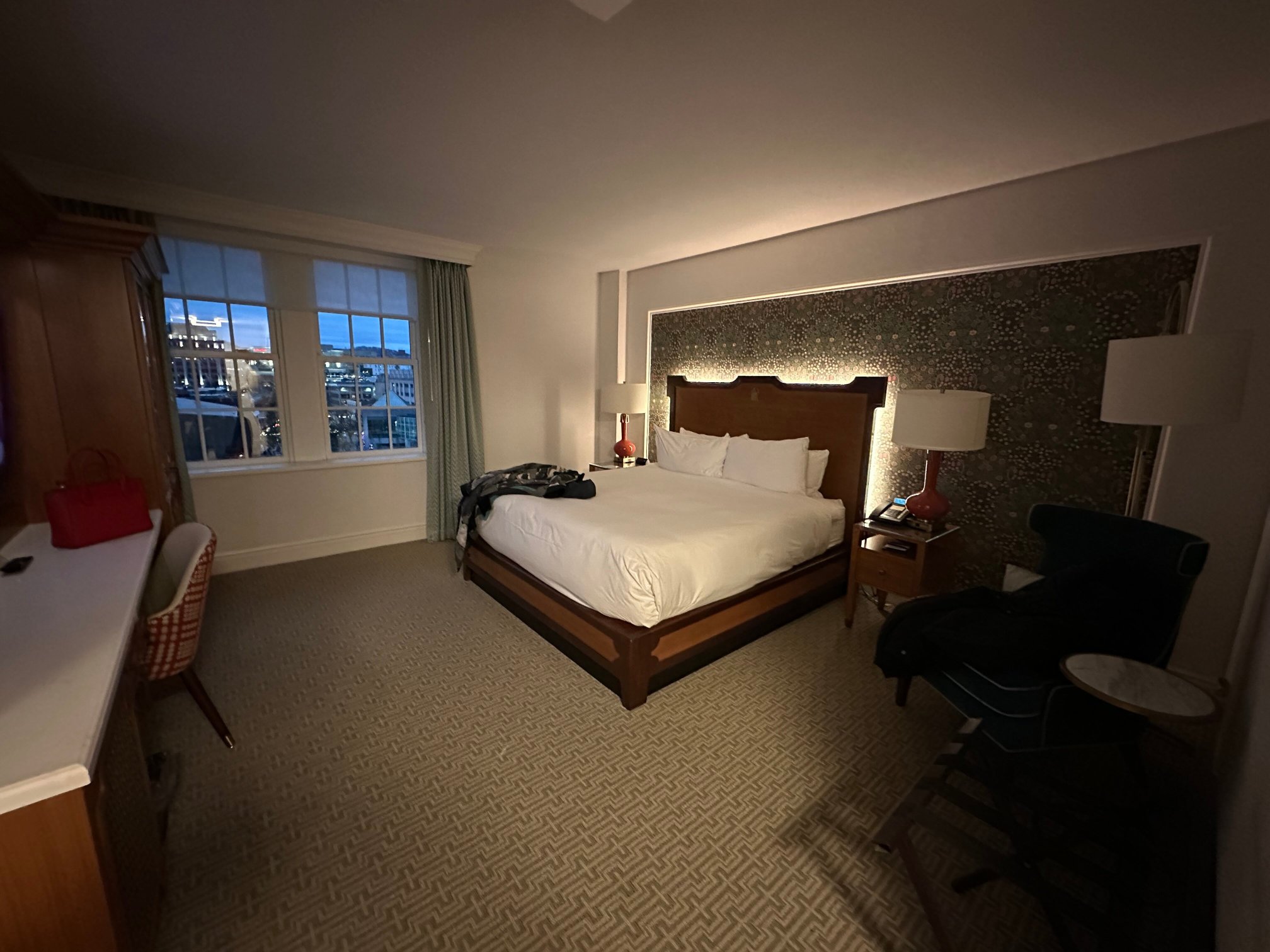 The Hotel Roanoke & Conference Center, Curio Collection By Hilton-客卧