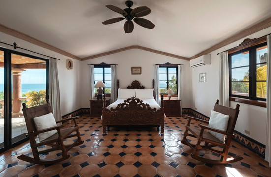 La Valise Los Cabos主图