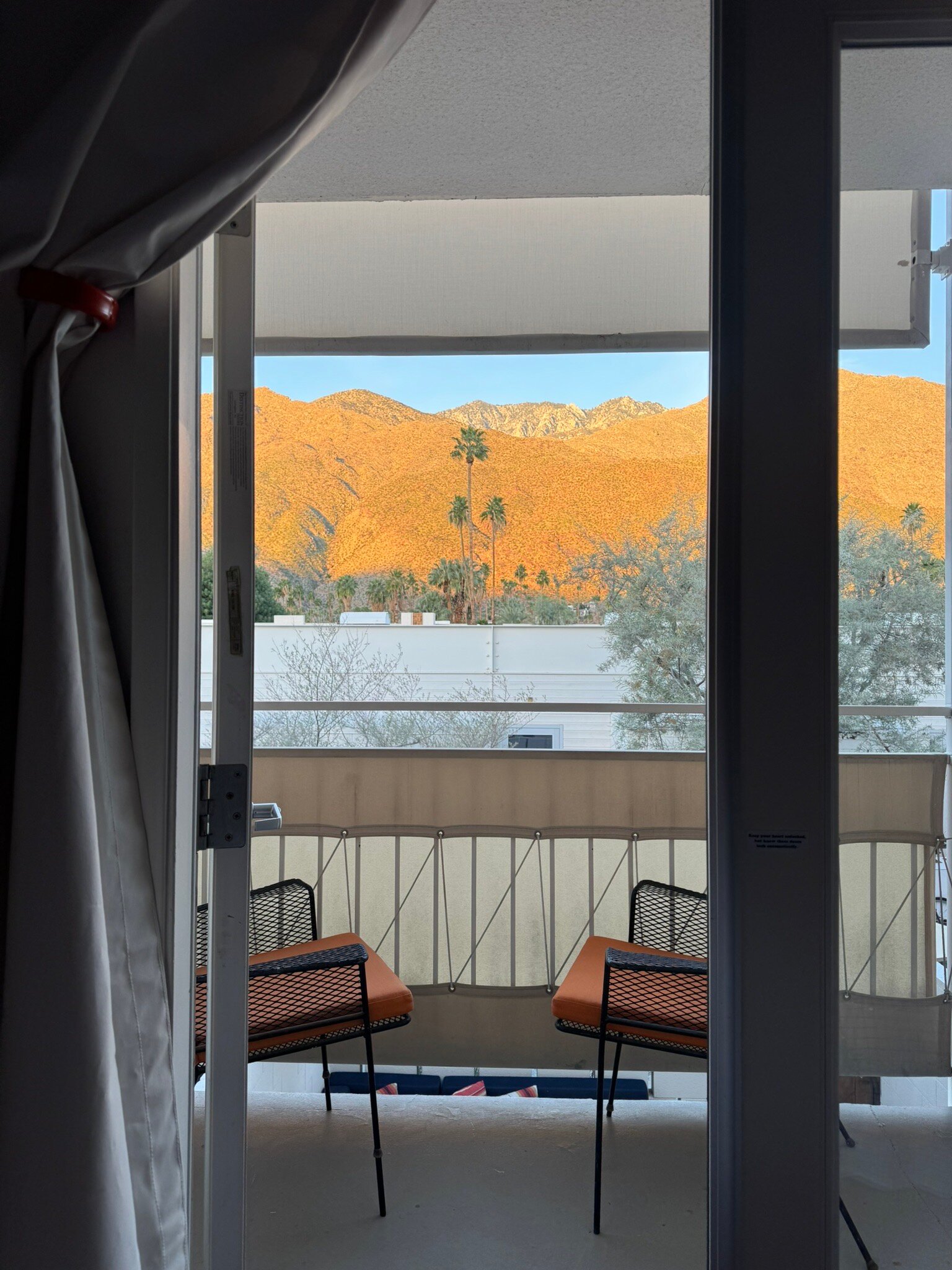 王牌酒店及游泳俱乐部-官方