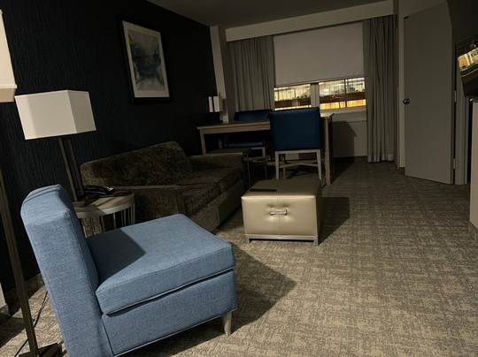 悉尼剑桥套房酒店主图