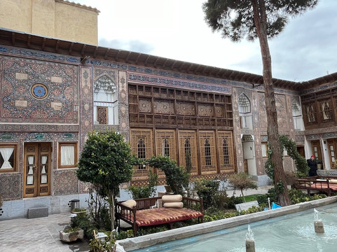 Sarhang Palace Hotel主图