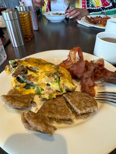 希尔顿维吉尼亚海滩海滨度假村大使套房-官方