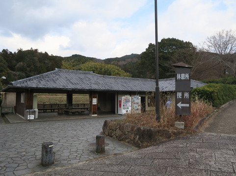 石舞台古坟-明日香村必去景点