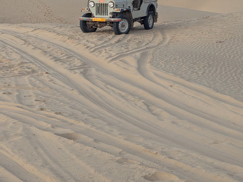 Incredible India by Car-新德里必去景点
