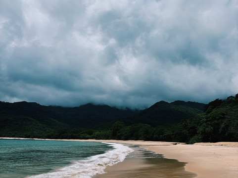 Barca do Dente-安格拉杜斯雷斯必去景点