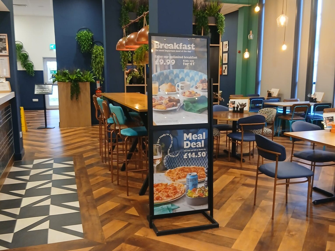 哈特菲尔德中心旅客之家酒店主图