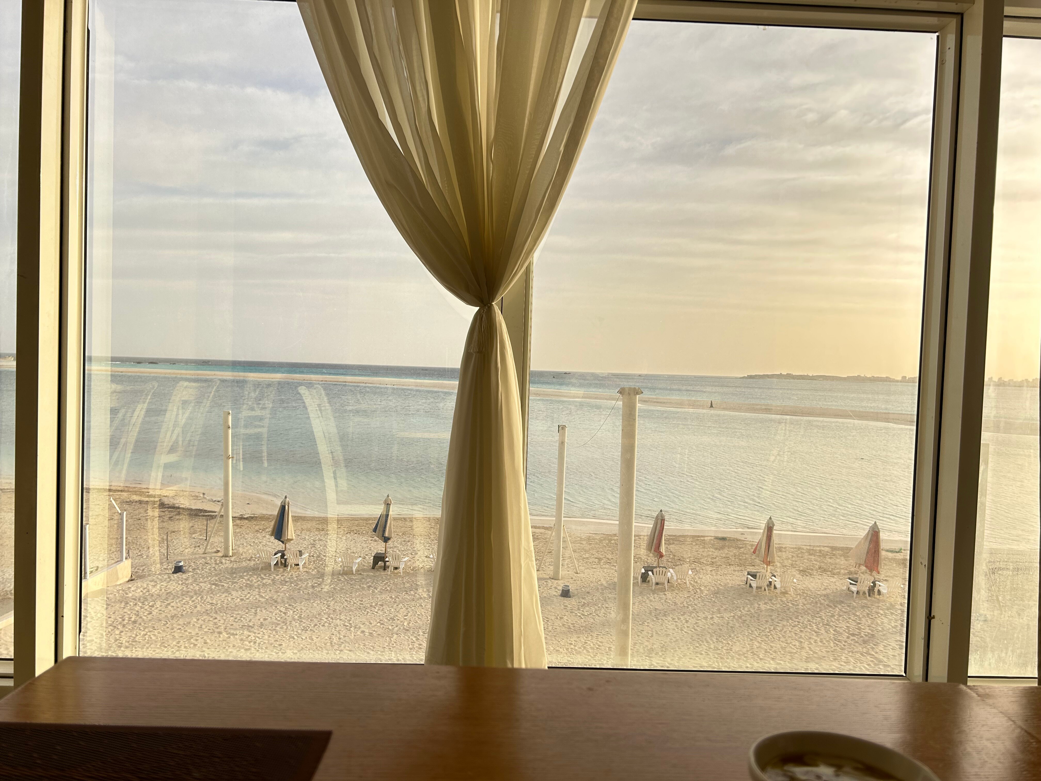 Triumph White Sands-官方