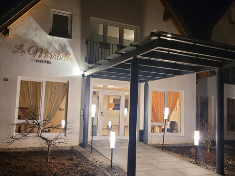 拉美尔贝尔酒店主图