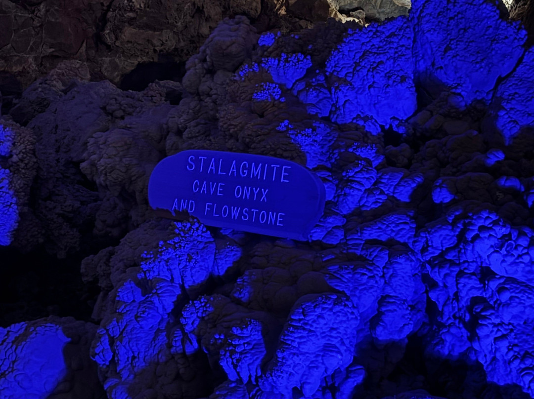 Grand Canyon Caverns Inn主图