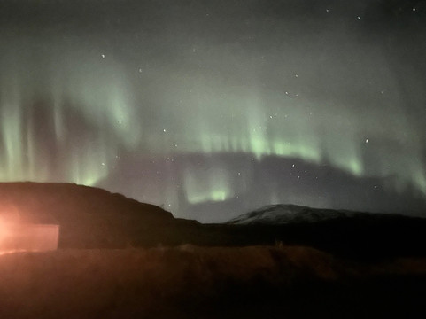 斯米尔拉柏格酒店主图