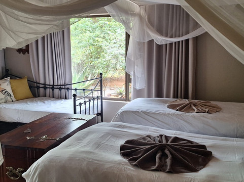 乌库图灌木旅馆主图