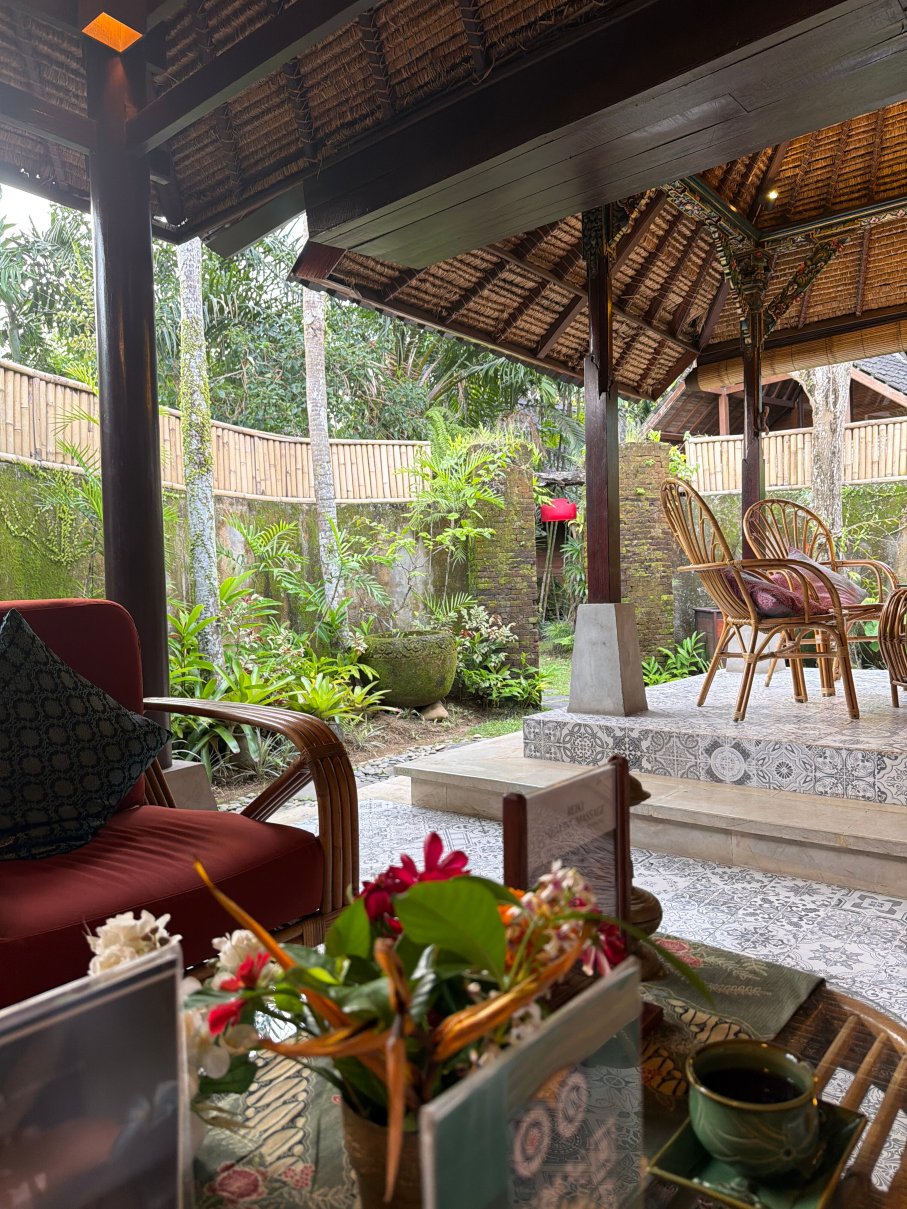 乌布艾莉亚别墅酒店-官方