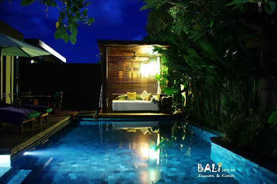 巴厘岛塞米亚克 W 酒店主图