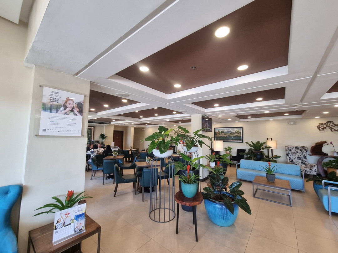 圣费尔南多麦客达温德姆套房酒店主图