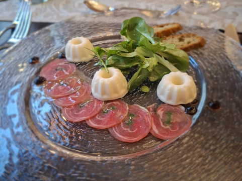 福莱尔四季酒店主图