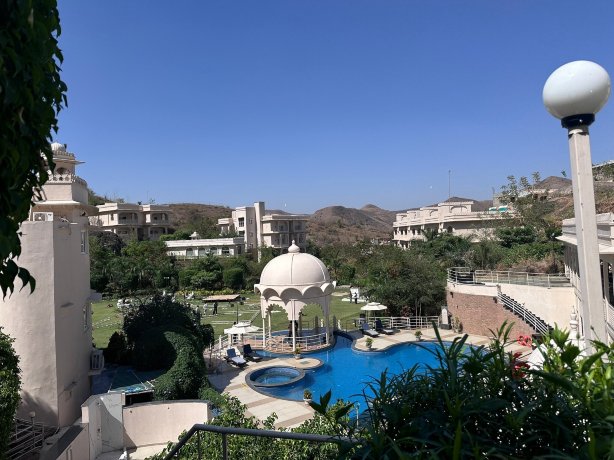 乌代布尔萨亚吉度假村及水疗中心-官方