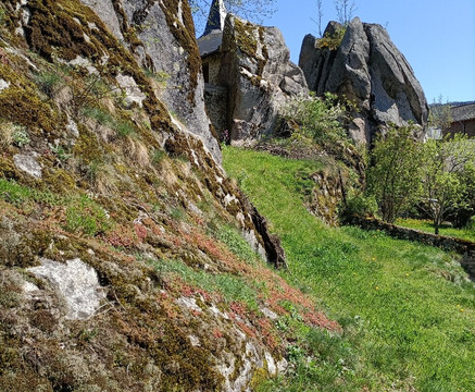 Château de Quérigut-Querigut必去景点