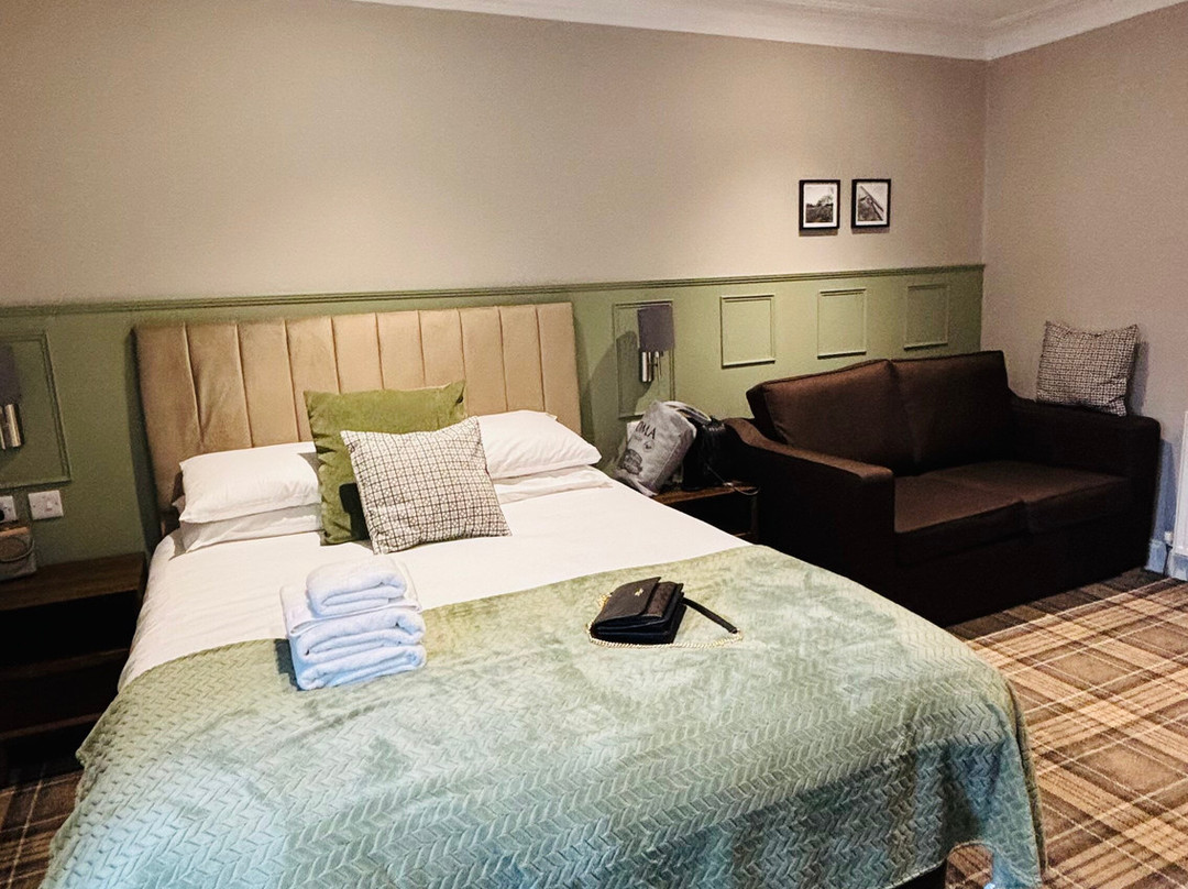 尼斯河谷旅馆主图