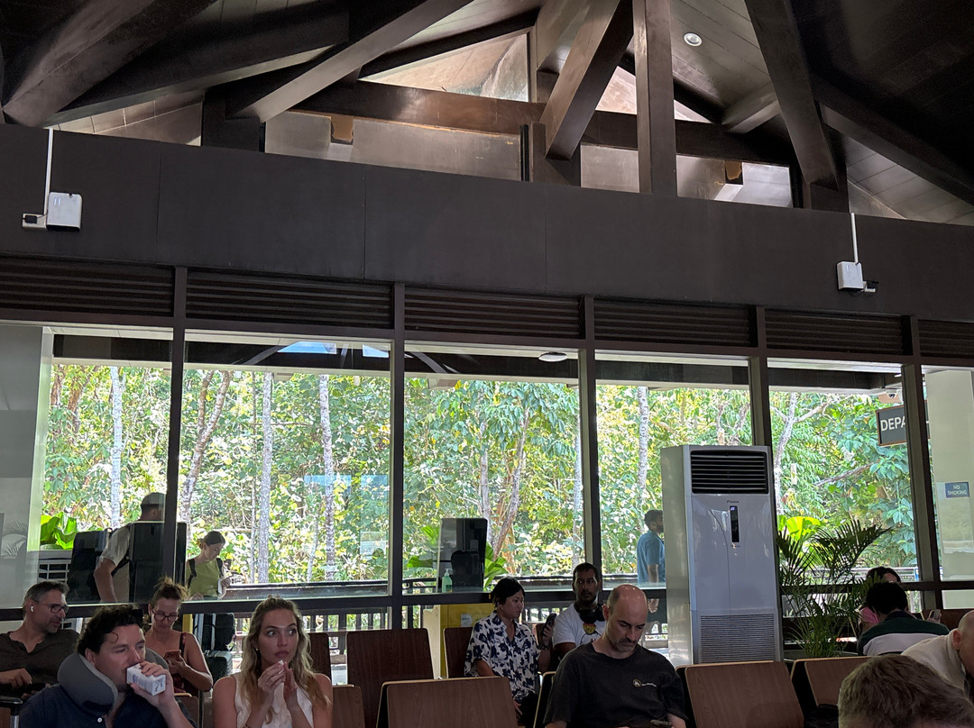 El Nido Airport-爱妮岛必去景点