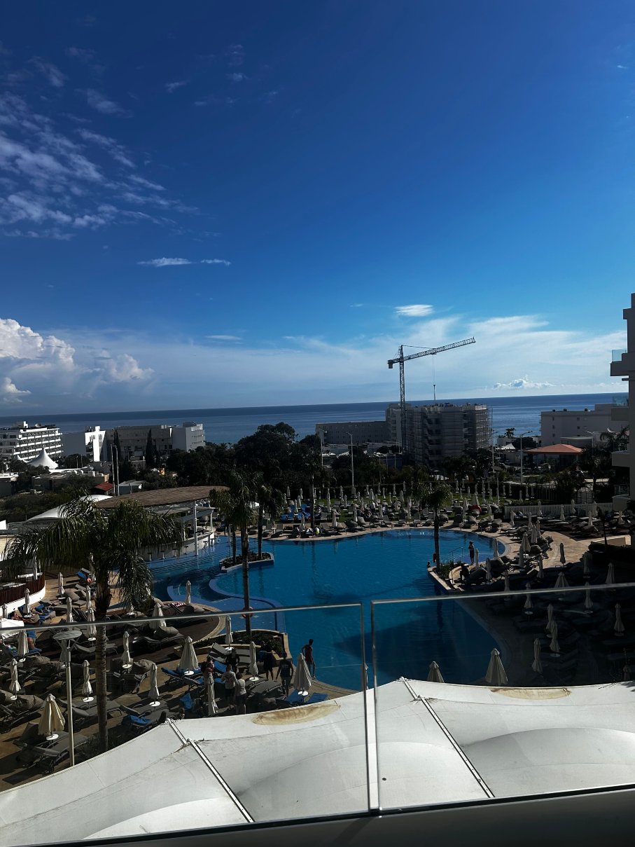 破晓绿洲酒店及水上公园-官方