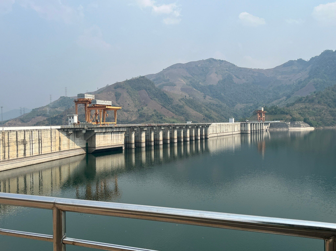 Hoa Binh Lake-Hoa Binh必去景点
