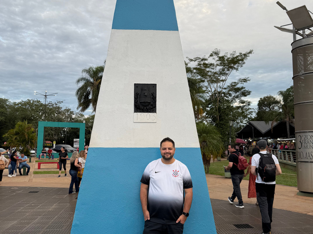 Hito Tres Fronteras-伊瓜苏港必去景点