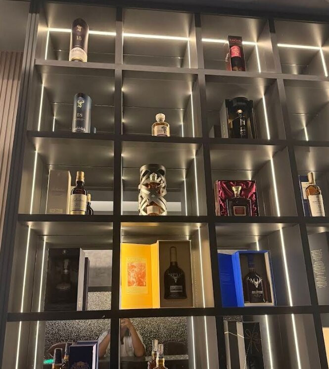 King Bar & Lounge