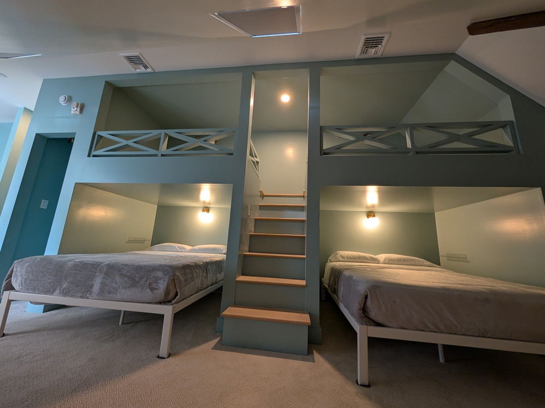 Parkway House Bed & Breakfast Suites